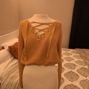 NWT Kendall & Kylie cropped mustard sweater